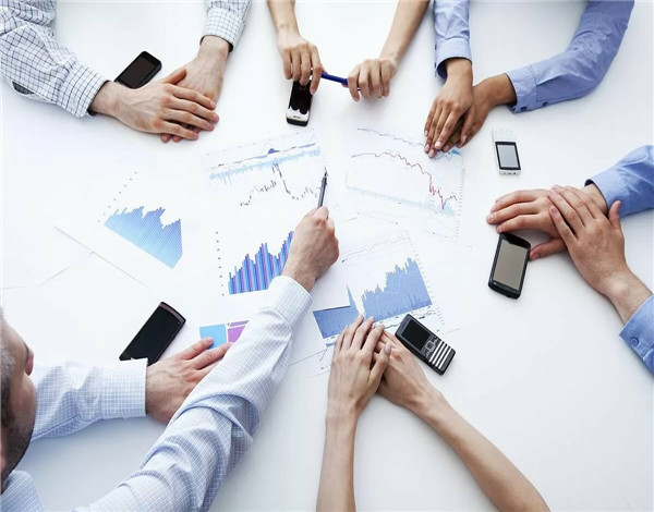 上海嘉定注冊公司后備案，是選一般納稅人還是小規(guī)模納稅人